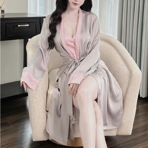 Machine washable silk robes